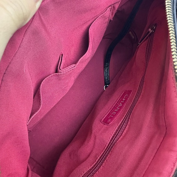 CHANEL GABRIELLE LEATHER SHOULDER BAG - Picture 9 of 12